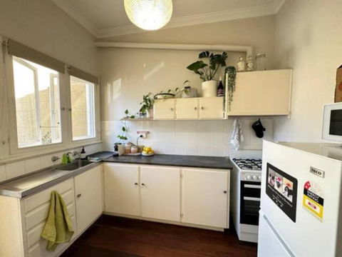 Retro Apt 6 Mins To Victoria Quay - Foster Accommodation 1