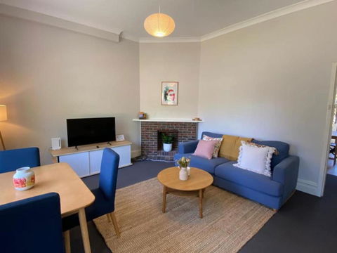Retro Apt 6 Mins To Victoria Quay - Foster Accommodation 3