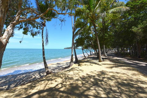 Ribbons Beachfront Apartments Clifton Beach - Foster Accommodation 1