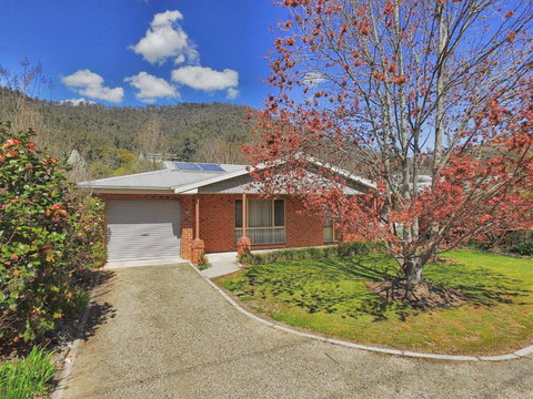 Right In Bright - Foster Accommodation 1