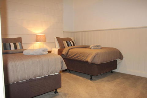 River Rock Cottage Centrally Located And Dog Friendly - Foster Accommodation 2