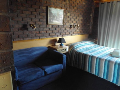 Rivergum Motel - Foster Accommodation 2