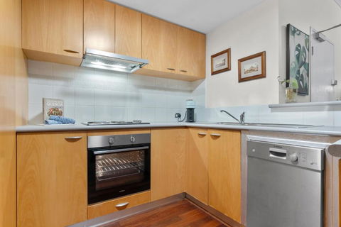 Riverside Panorama Suite Spectacular City Living - Foster Accommodation 3