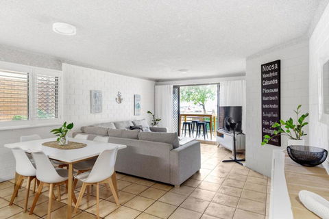 Riverview Two Apartments - Foster Accommodation 1