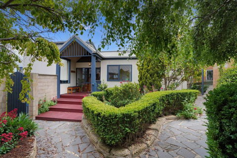 Riverview - Foster Accommodation 3