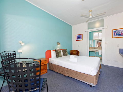 Riviera Motel Bundaberg - Foster Accommodation 2