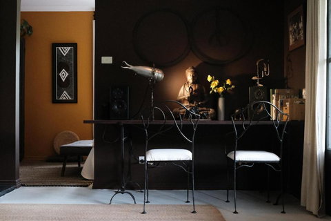 Romantic Wooden Nature Cabin Overlooking Forest & Crystal Clear River - Foster Accommodation 1