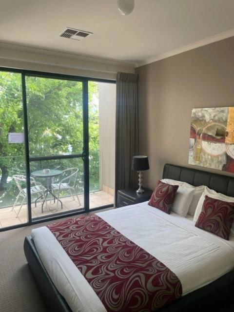 RNR Sturt Holiday Home - Foster Accommodation 0