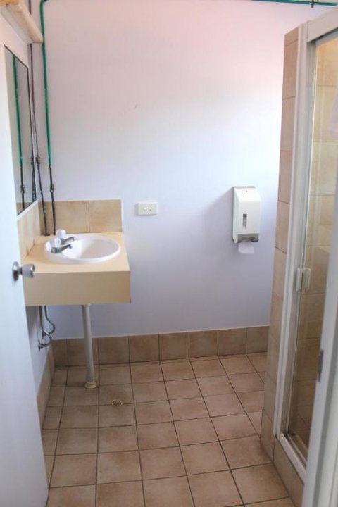 Rocky Glen Hotel Motel Gladstone - Foster Accommodation 2