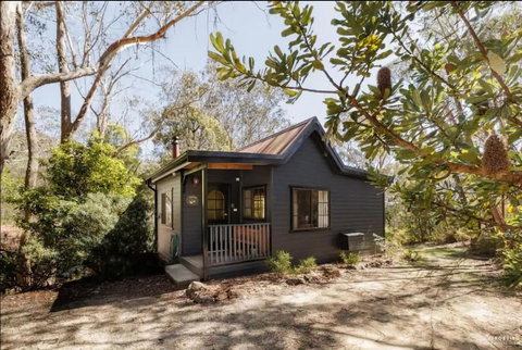 Romantic Tricklebeck Spa Cottage - Foster Accommodation 0