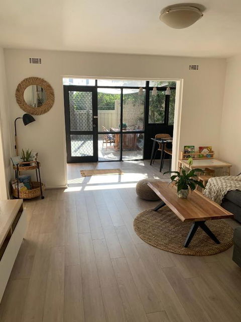 Room For Rent - Foster Accommodation 2