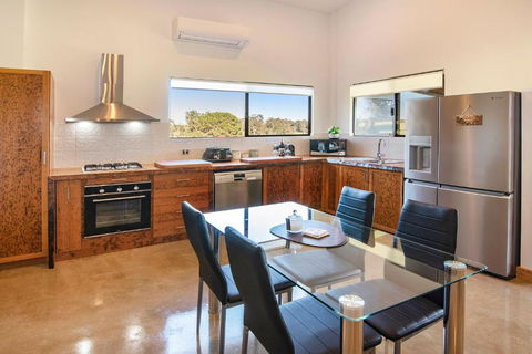 Rosa Glen Retreat - Margaret River - Foster Accommodation 3