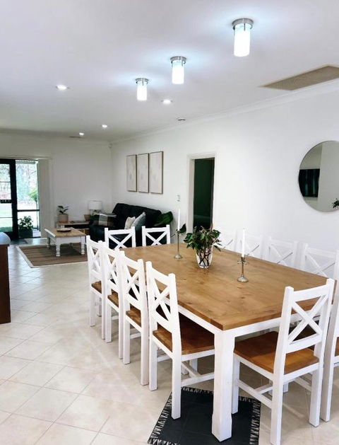 Rosemont - Boutique Lodge - Foster Accommodation 2