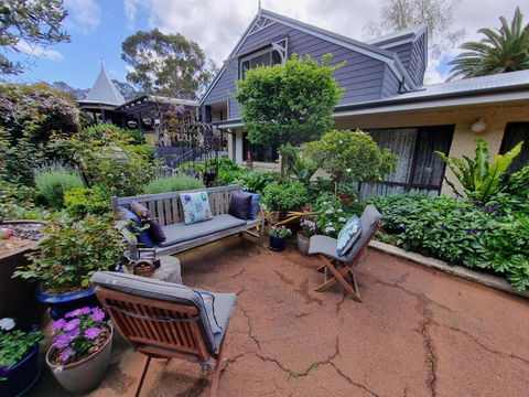 Rosewood Guesthouse - Foster Accommodation 3