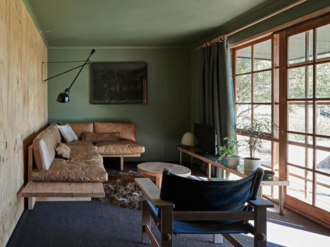 Ross Farm - Cabin - Foster Accommodation 0
