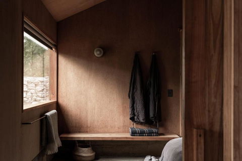 Ross Farm - Dairy - Foster Accommodation 3