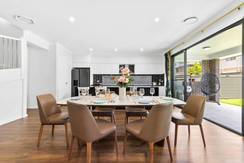 Rouse Hill Fancy 5bedrooms House - Foster Accommodation 0