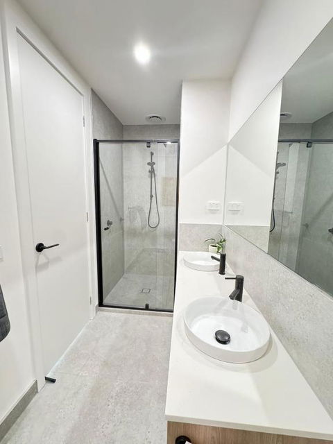 Royalty Living - Foster Accommodation 2