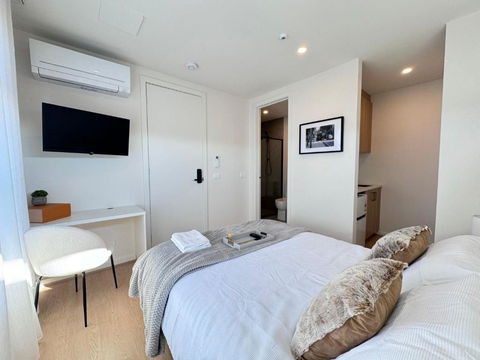 Royalty Living - Foster Accommodation 3