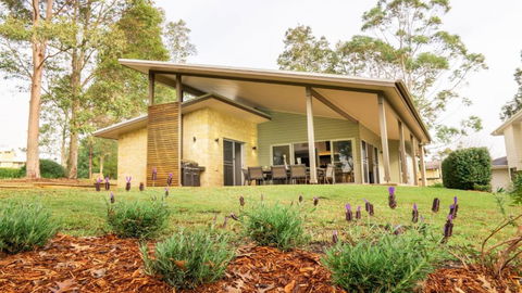 RUST - Foster Accommodation 1