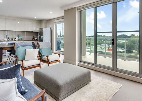 Salt 5 Sorrento Walk To Beaches Shops Cafes And Restaurants - Foster Accommodation 0