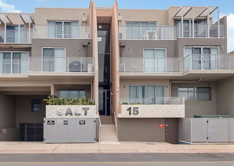 Salt 5 Sorrento Walk To Beaches Shops Cafes And Restaurants - Foster Accommodation 1