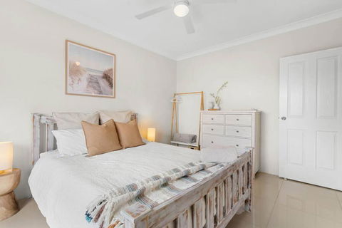 Salt & Sand - Walk To Forster Main Beach - Foster Accommodation 1