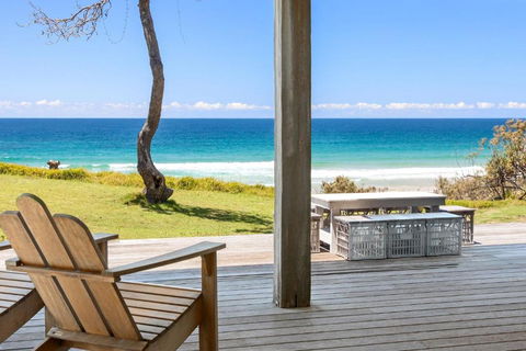 Saltwater Beach House - Foster Accommodation 0