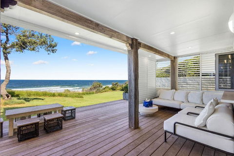 Saltwater Beach House - Foster Accommodation 2