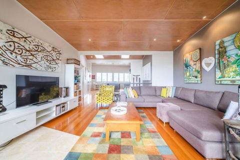 Saltwater 5 - Sleeps 8 - Close To Main Beach - Foster Accommodation 0