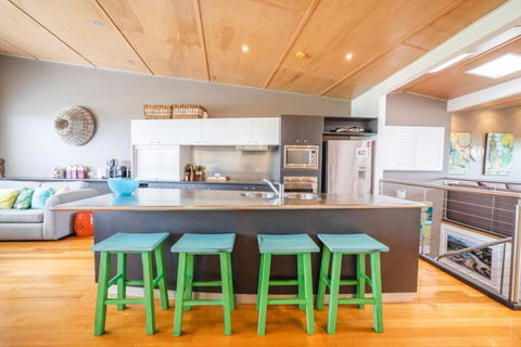 Saltwater 5 - Sleeps 8 - Close To Main Beach - Foster Accommodation 1