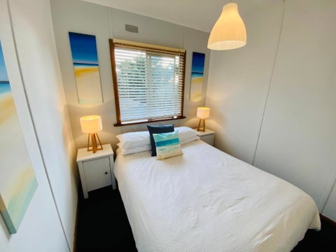 Salty Grape Apartments - Foster Accommodation 1