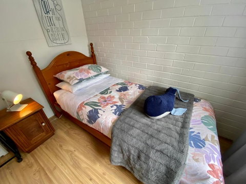 Salty Grape Apartments - Foster Accommodation 3