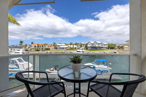 Salty Views - Foster Accommodation 3