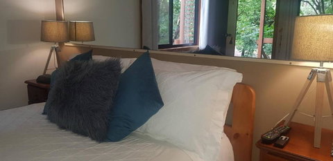 Samurai Beach Bungalows - Port Stephens YHA - Foster Accommodation 2