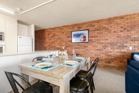San Clemente Unit 4 24 Orvieto Terrace - Foster Accommodation 1