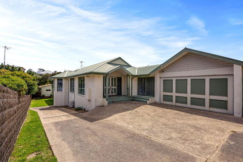 Sand And Foam - Foster Accommodation 0