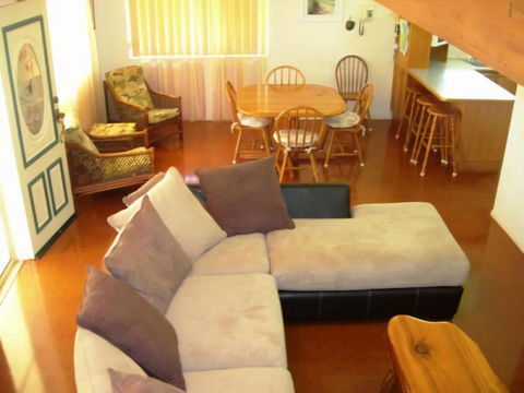 Sand Piper Cottage Rainbow Beach - Foster Accommodation 1