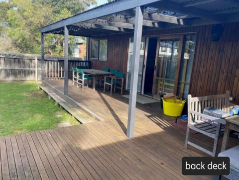 Sanders Beach House - Foster Accommodation 1