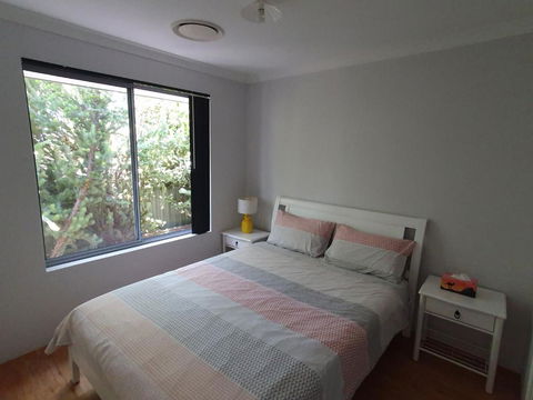 Sandalwood Guest Room - Foster Accommodation 2