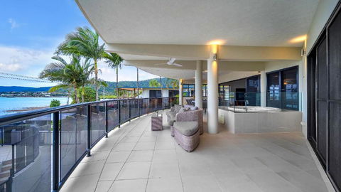 Sandcastle - Foster Accommodation 2