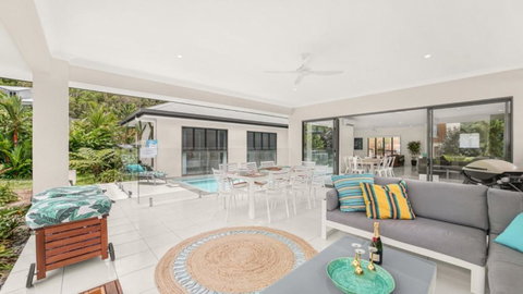 Sandcastles - Palm Cove - Foster Accommodation 2