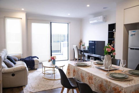 Sandford Estate - Luxury Living In Carrum Downs - Foster Accommodation 1