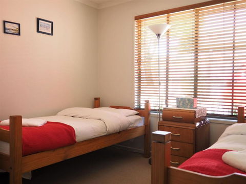 Sandhurst Escape 2 17 - Foster Accommodation 2