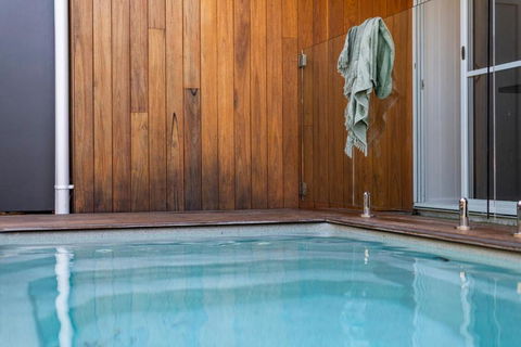 Sandhurst - Oceanstays - Foster Accommodation 2