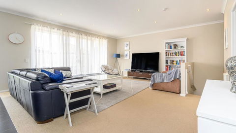 Sandpiper 9 - Close To Town And Beach - Foster Accommodation 3