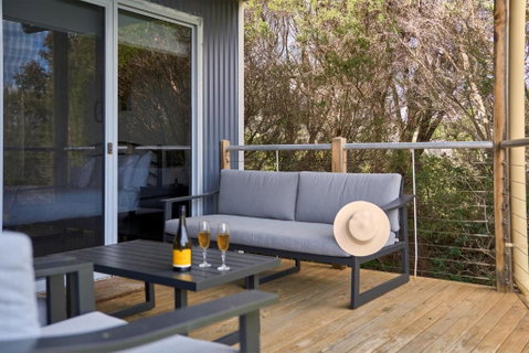 Sandpipers Beach - Foster Accommodation 3