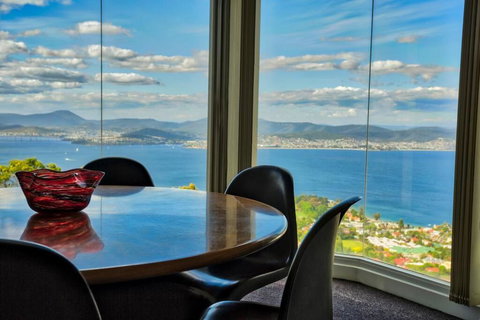 Sandy Bay Townhouse - Foster Accommodation 0