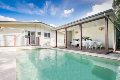 Sandy Burrows - Foster Accommodation 1