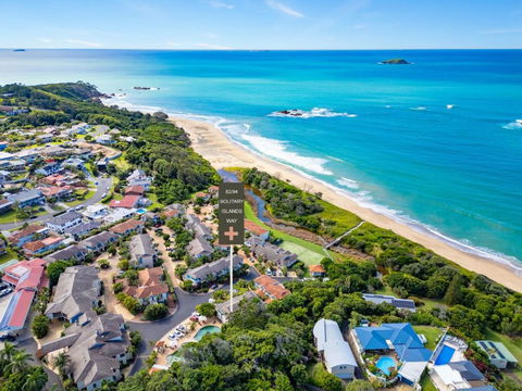 Sapphire Beach Poolside Retreat - Foster Accommodation 0